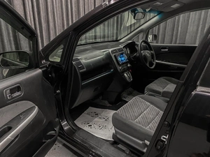 Минивэн Honda Stream 2007 года, 749000 рублей, Красноярск