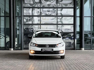 Седан Volkswagen Polo 2018 года, 1550000 рублей, Уфа