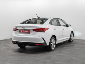 Седан Hyundai Solaris 2020 года, 1650000 рублей, Красноярск