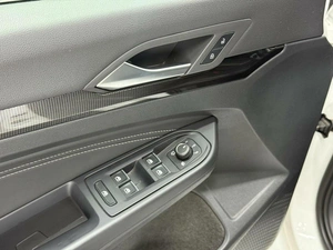 Хетчбэк Volkswagen Golf 2021 года, 2790000 рублей, Красноярск