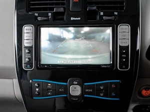 Хетчбэк Nissan Leaf 2010 года, 569000 рублей, Тюмень