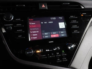 Седан Toyota Camry 2020 года, 2599000 рублей, Воронеж