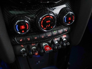 Хетчбэк MINI John Cooper Works 2019 года, 2999033 рублей, Москва