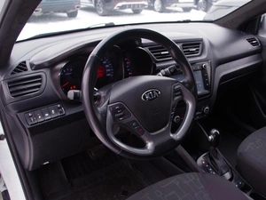 Седан Kia Rio 2016 года, 1249000 рублей, Владимир