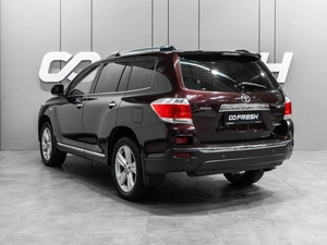 Внедорожник Toyota Highlander 2013 года, 2250000 рублей, Тюмень
