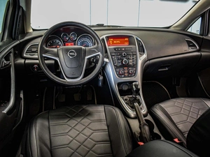Седан Opel Astra 2013 года, 780000 рублей, Муром
