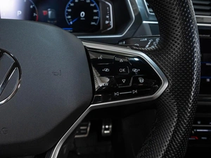 Внедорожник Volkswagen Tiguan 2022 года, 3327000 рублей, Ставрополь