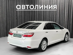 Седан Toyota Camry 2017 года, 1799000 рублей, Красноярск
