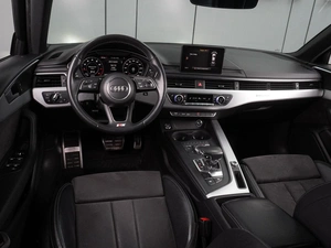 Седан Audi A4 2018 года, 3019000 рублей, Воронеж