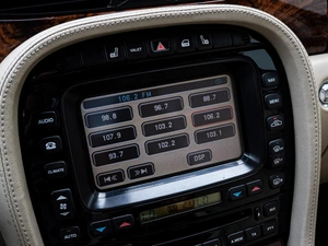 Седан Jaguar XJ 2003 года, 2120000 рублей, Краснодар