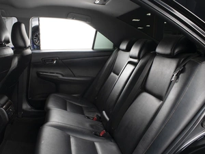 Седан Toyota Camry 2014 года, 1690000 рублей, Омск