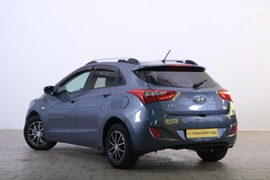 Хетчбэк Hyundai i30 2012 года, 949000 рублей, Омск