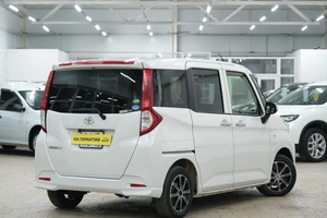 Минивэн Toyota Roomy 2019 года, 969000 рублей, Омск