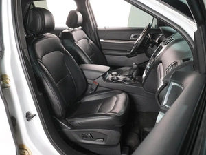 Внедорожник Ford Explorer 2016 года, 2799000 рублей, Воронеж