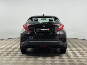 Внедорожник Toyota C-HR 2019 года, 2289900 рублей, Казань