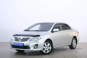 Седан Toyota Corolla 2011 года, 1039000 рублей, Омск