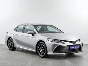 Седан Toyota Camry 2021 года, 3043055 рублей, Москва