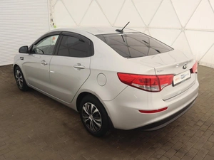 Седан Kia Rio 2017 года, 1480000 рублей, Курск