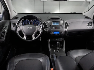 Внедорожник Hyundai ix35 2015 года, 1432998 рублей, Тюмень