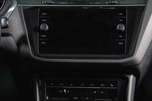 Внедорожник Volkswagen Tiguan 2021 года, 3979000 рублей, Сургут