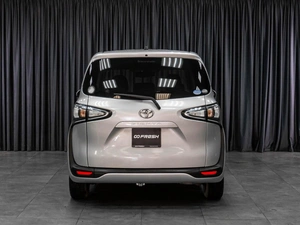 Минивэн Toyota Sienta 2019 года, 1569000 рублей, Тюмень
