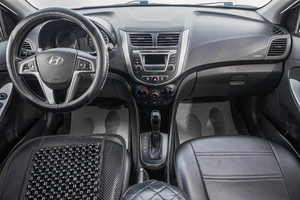 Хетчбэк Hyundai Solaris 2016 года, 1319000 рублей, Барнаул