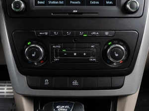 Внедорожник Skoda Yeti 2010 года, 1099000 рублей, Тюмень