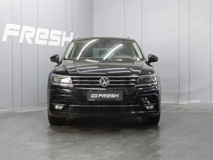 Внедорожник Volkswagen Tiguan 2019 года, 2930000 рублей, Омск