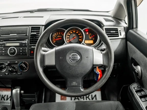 Седан Nissan Tiida 2006 года, 540000 рублей, Красноярск
