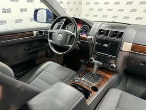 Внедорожник Volkswagen Touareg 2008 года, 1995000 рублей, Красноярск