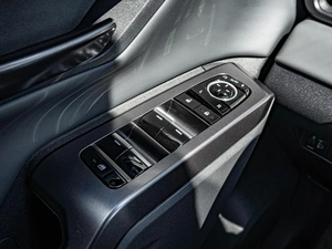 Внедорожник Toyota RAV4 2026 года, 4729000 рублей, Краснодар