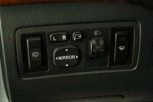 Седан Toyota Avensis 2008 года, 1019000 рублей, Омск