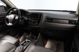 Внедорожник Mitsubishi Outlander 2015 года, 1969000 рублей, Новосибирск