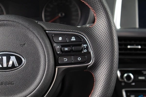 Седан Kia Optima 2018 года, 2109000 рублей, Оренбург