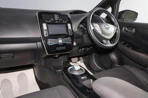 Хетчбэк Nissan Leaf 2016 года, 999000 рублей, Новосибирск