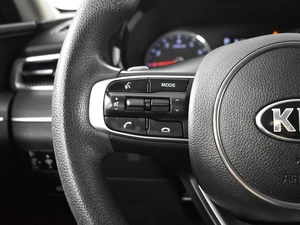 Седан Kia K5 2020 года, 2117100 рублей, Казань