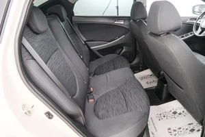 Седан Hyundai Solaris 2015 года, 1199000 рублей, Красноярск
