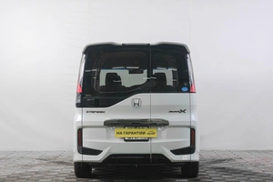 Минивэн Honda Stepwgn 2017 года, 2249000 рублей, Кемерово