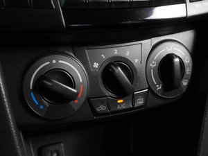 Хетчбэк Suzuki Swift 2011 года, 879000 рублей, Воронеж