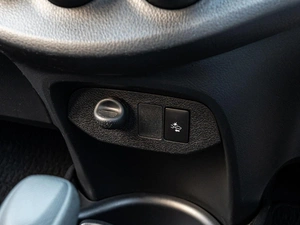 Хетчбэк Toyota Vitz 2019 года, 990000 рублей, Краснодар