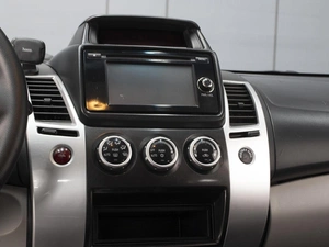 Внедорожник Mitsubishi Pajero Sport 2014 года, 1760000 рублей, Омск