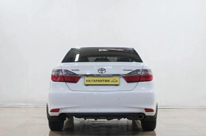 Седан Toyota Camry 2015 года, 1999000 рублей, Новокузнецк