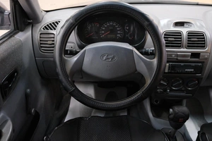 Седан Hyundai Accent 2008 года, 369000 рублей, Омск