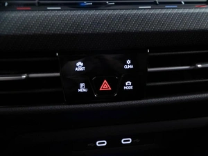 Универсал Volkswagen Golf R 2021 года, 5399077 рублей, Москва