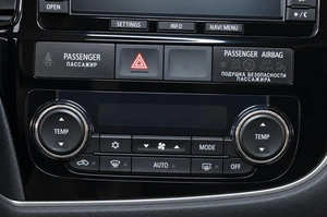 Внедорожник Mitsubishi Outlander 2014 года, 1679000 рублей, Челябинск