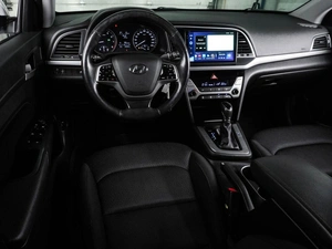 Седан Hyundai Elantra 2018 года, 1539000 рублей, Воронеж