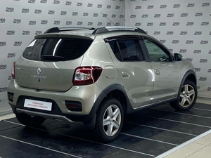 Хетчбэк Renault Sandero 2016 года, 1150000 рублей, Красноярск