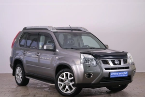 Внедорожник Nissan X-Trail 2014 года, 1459000 рублей, Омск