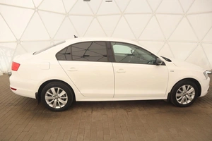 Седан Volkswagen Jetta 2013 года, 1105000 рублей, Орёл