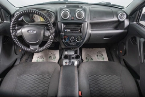 Седан ВАЗ (LADA) Granta 2014 года, 469000 рублей, Томск